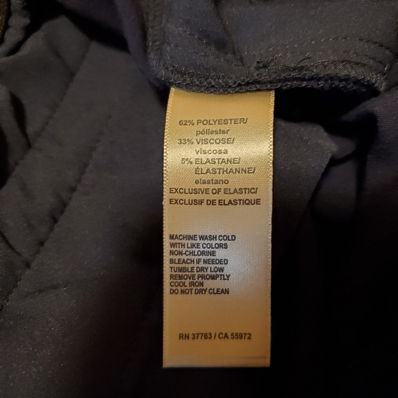 Rafaella Women's Plus Navy Gabardine Slim Leg Dress Pant, NWT Size 18 - Picture 6 of 6